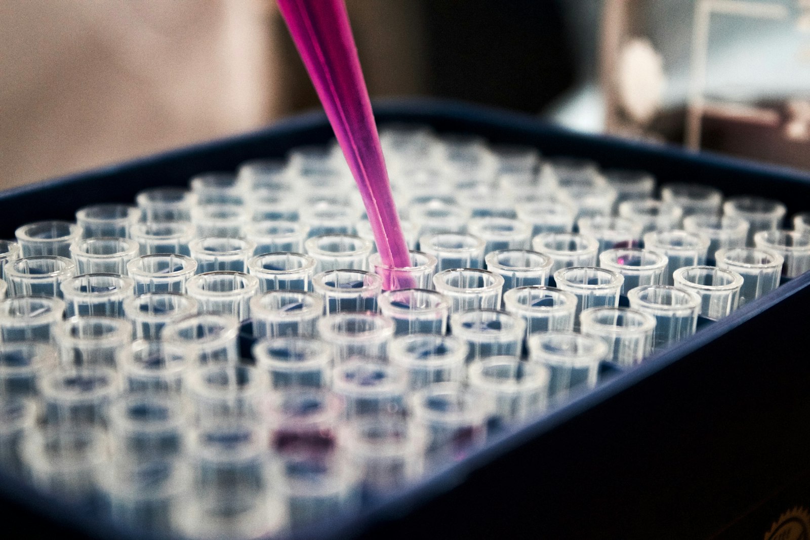 Laboratory analysis of cannabis extract samples